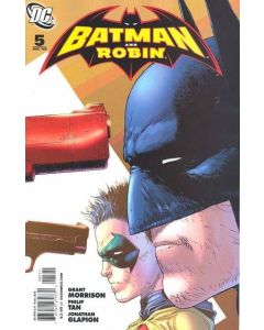 Batman and Robin (2009) #   5 (9.0-VFNM) Red Hood, Scarlet