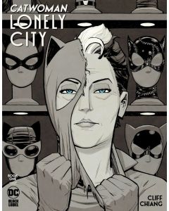 Catwoman Lonely City (2021) #   1 Cover B (9.0-VFNM) Black Label