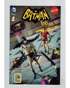 Batman '66 (2013) # 1 SDCC (9.0-VFNM) (2427571) Toy photo cover variant, Riddler, Catwoman