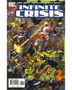 Infinite Crisis (2005) #   7 Cover B (9.2-NM) George Perez Variant, FINAL ISSUE