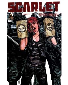 Scarlet (2010) #   4 (8.0-VF)