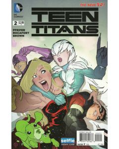 Teen Titans (2014) #   2 Cover B (9.0-VFNM) Selfie Variant