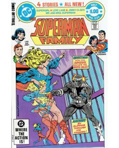 The Superman Family (1974) # 220 (6.5-FN+) Supergirl vs. Master Jailer