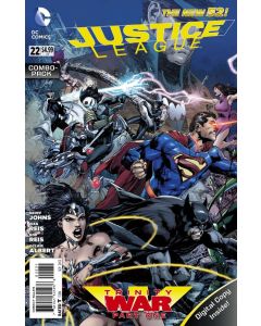 Justice League (2011) #  22 Combo Pack (9.2-NM) Trinity War Pt. 1