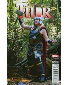 Mighty Thor (2015) #   2 Cover C (8.0-VF) Cosplay Variant