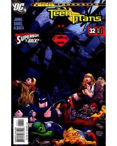 Teen Titans (2003) #  32 (9.0-VFNM) Superboy Prime meets Superboy