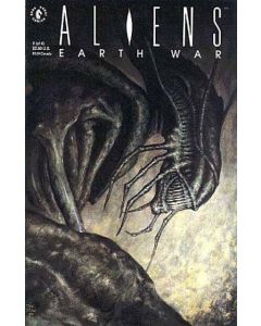 Aliens Earth War (1990) #   4 (7.5-VF-) John Bolton Cover