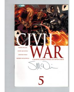 Civil War (2006) #   5 Signed by Steve McNiven (5.5-FN-) (1710230)