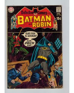 Detective Comics (1937) #  390 (4.0-VG) (2240286) Masquerader