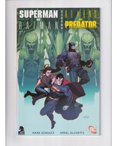 Superman Batman vs. Aliens Predators TPB (2007) #   2 (9.2-NM)