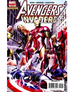 Avengers Invaders (2008) #   2 (8.0-VF)
