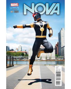 Nova (2015) #   1 INCENTIVE 1:15 COSPLAY (9.0-VFNM)