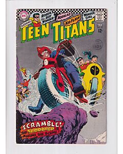 Teen Titans (1966) #  10 (4.5-VG+) (1949029) The Scorcher, Staple detached from centerfold