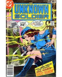 Unknown Soldier (1977) # 214 (7.0-FVF) Joe Kubert cover