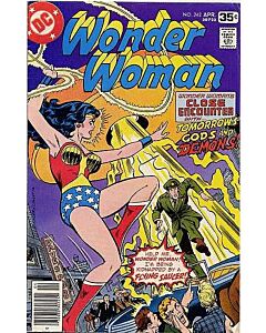 Wonder Woman (1942) # 242 (6.0-FN)